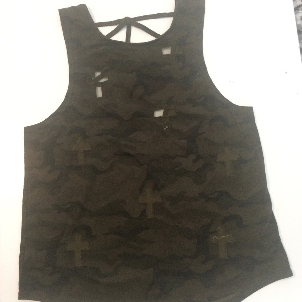 Camo print muscle shirt